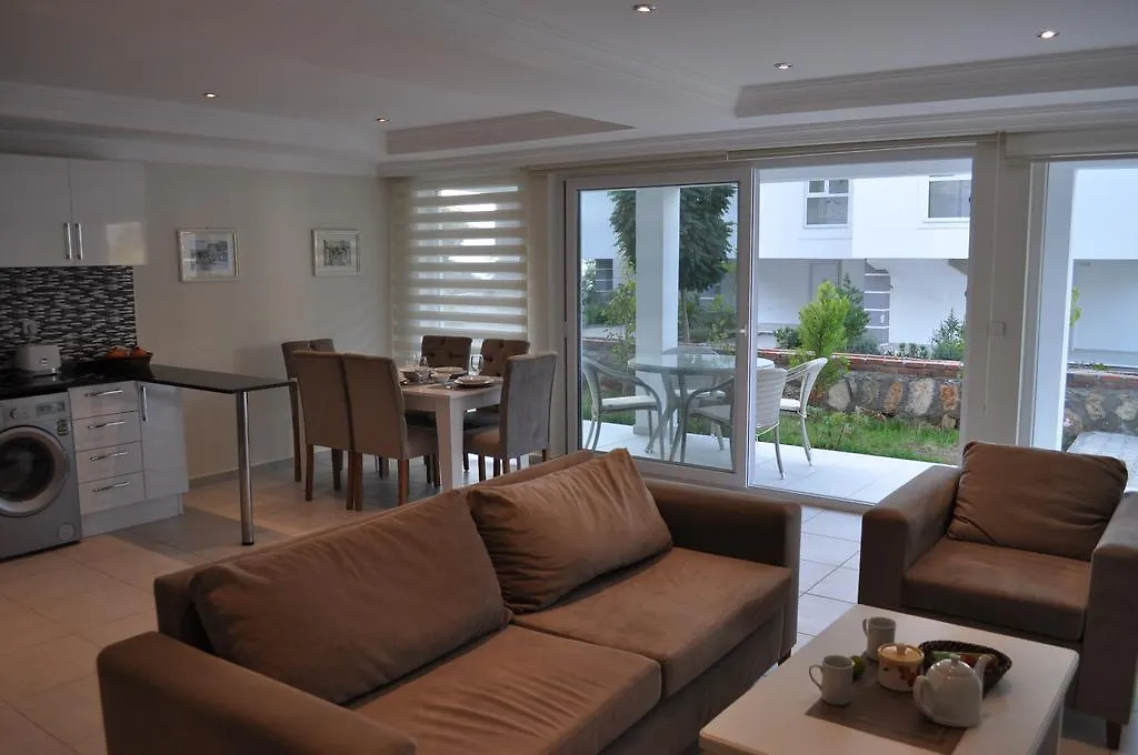 Orka Royal Hills Apartments D1 Patio And Bbq Олудениз