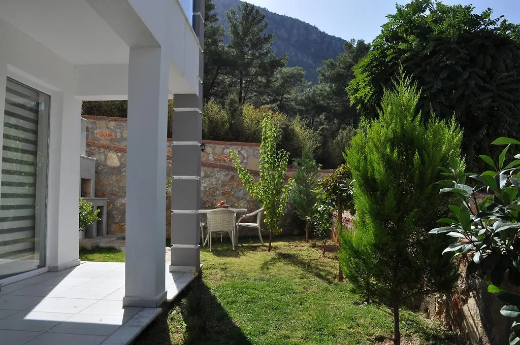 Orka Royal Hills Apartments D1 Patio And Bbq Ölüdeniz